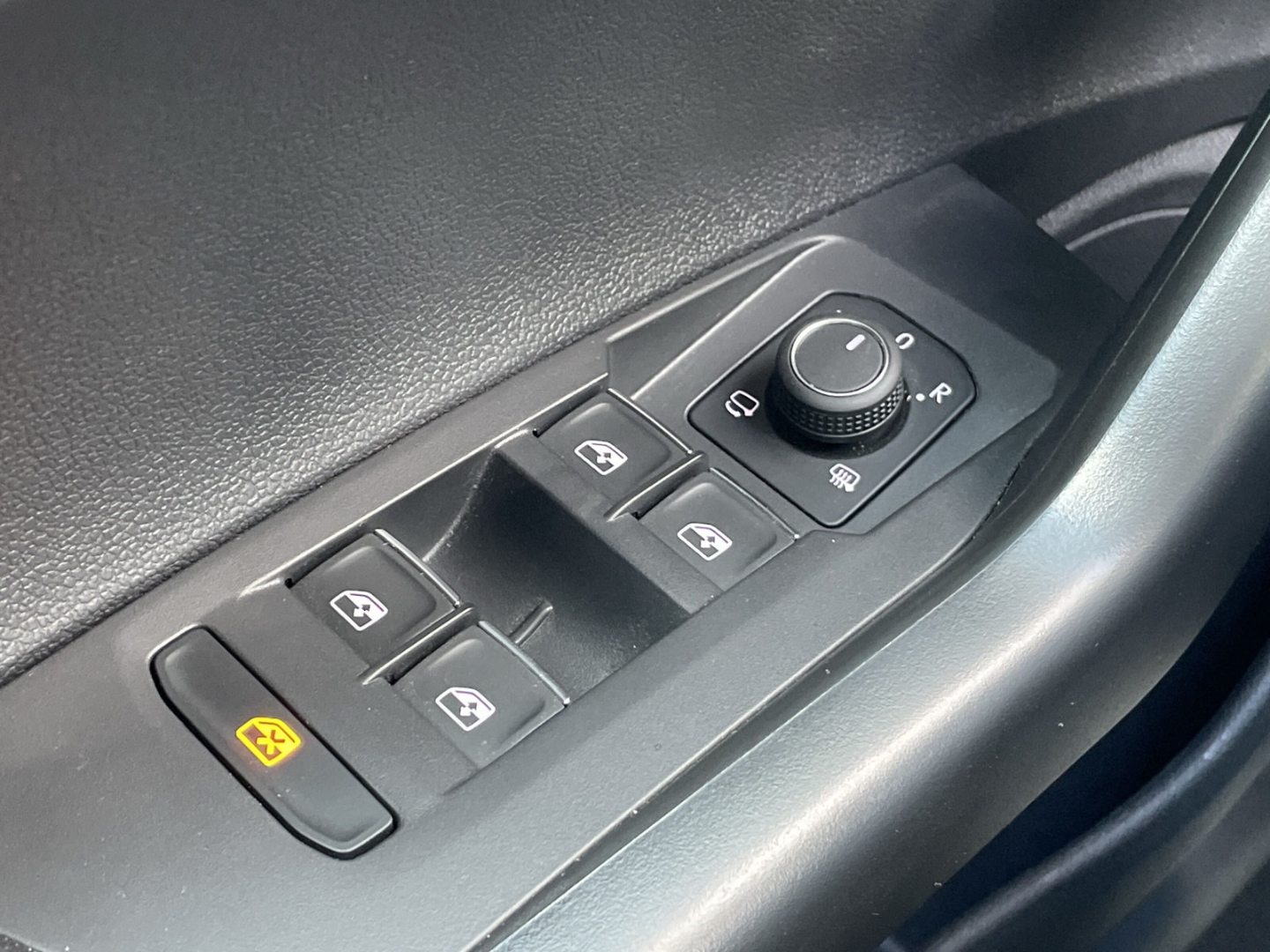 Polo 1.0 TSI DSG Goal IQ.Light/Navi/Kamera/ACC  App-Connect/Sitzhzg