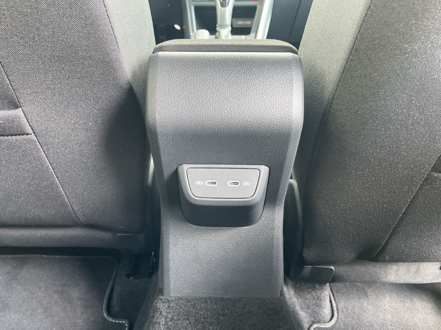 Taigo 1.5 TSI DSG R-Line Kamera/AHK/ACC/Navi Pro/App-Connect/Matrix/