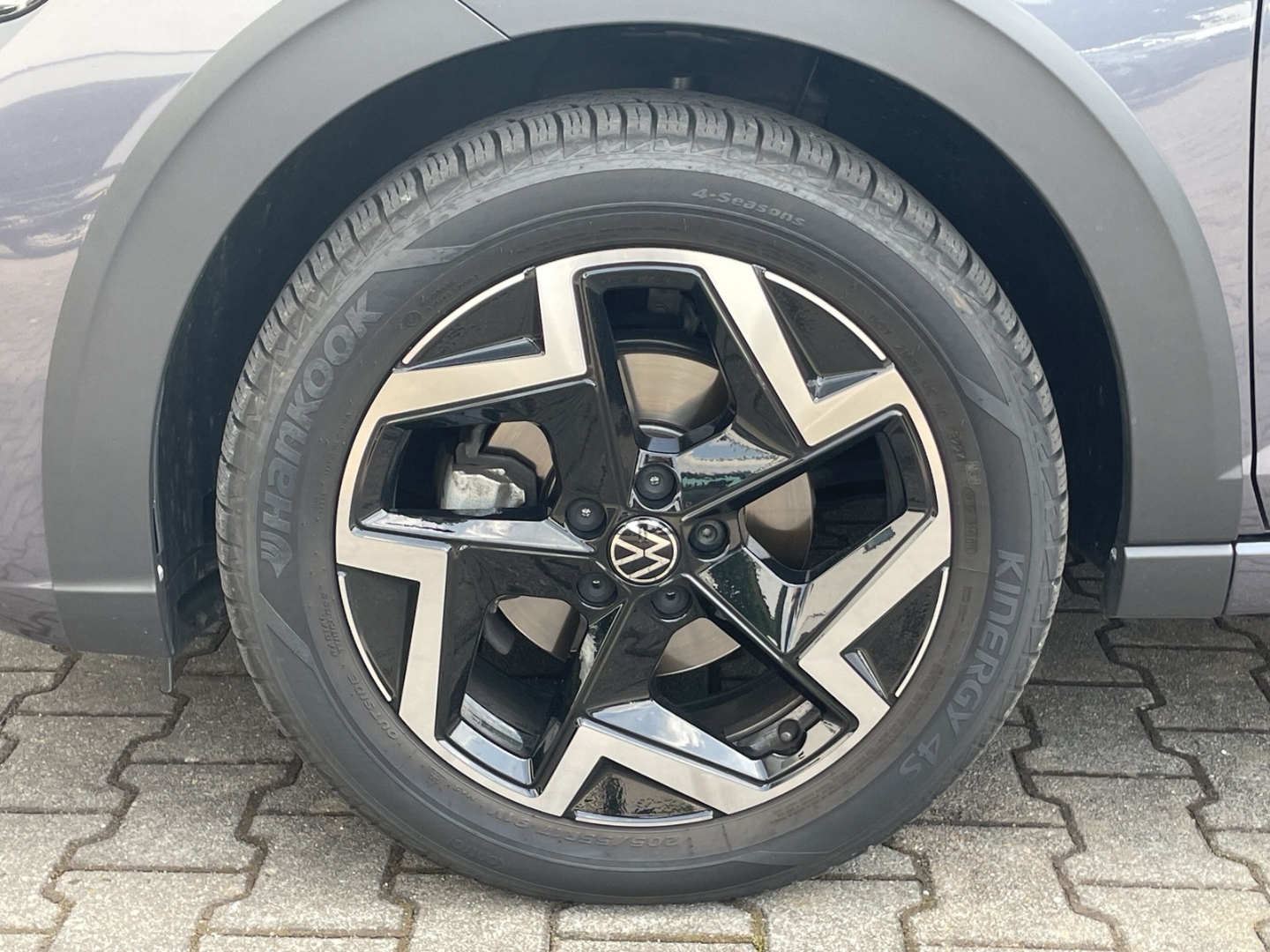 Taigo 1.5 TSI DSG R-Line Kamera/AHK/ACC/Navi Pro/App-Connect/Matrix/