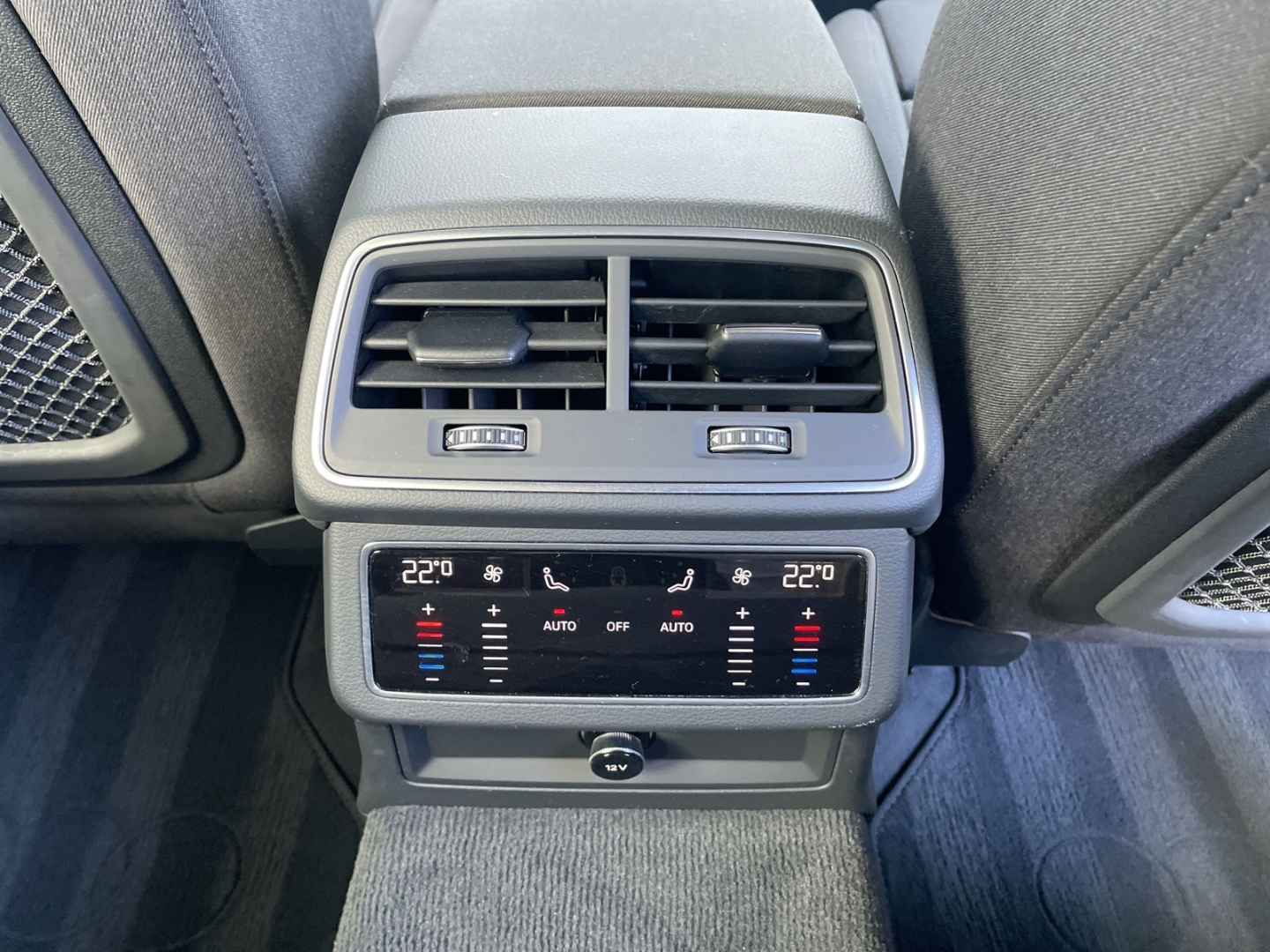 A6 40 2.0 TDI Avant quattro sport AHK/B&O/Kamera/Navi/ACC/el.Heckklappe/Lenkradhzg/App-Connect