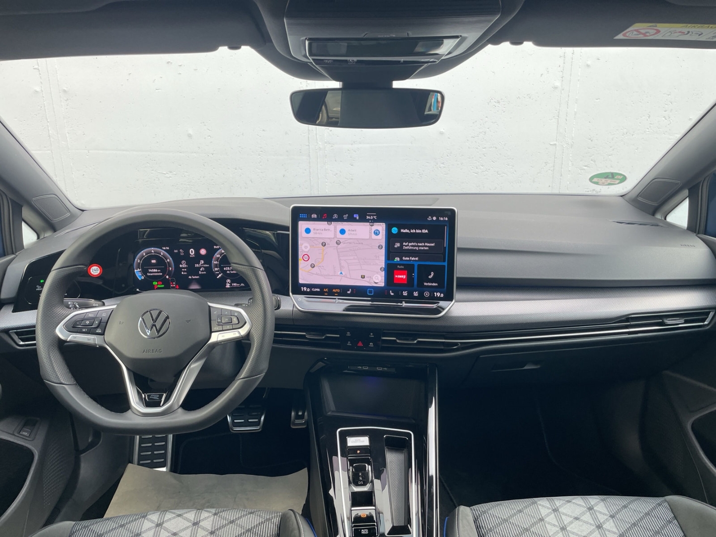 Golf Variant VIII 1.5eTSI DSG R-Line AHK/Standhzg/Navi/ACC/Kamera/Keyless/Matrix
