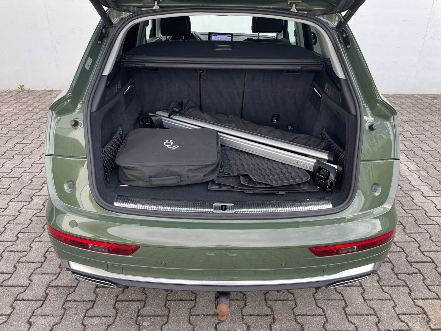 Q5 55TFSIe quattro S line Air/AHK/B&O/HUD/Matrix/Kamera/App-COn./ACC/Navi/el.Heckklappe/
