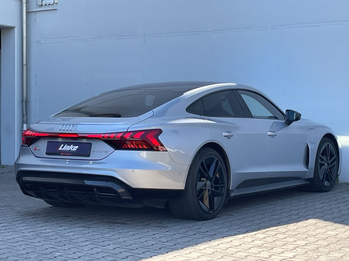 RS e-tron GT quattro AIR/B&O/HUD/Pano/Sitzbelüft/ACC/Matrix/Navi/Carbon/Sitzbelüftung/Wärmepumpe