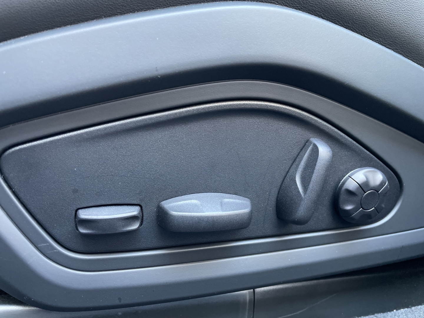 RS e-tron GT quattro AIR/B&O/HUD/Pano/Sitzbelüft/ACC/Matrix/Navi/Carbon/Sitzbelüftung/Wärmepumpe