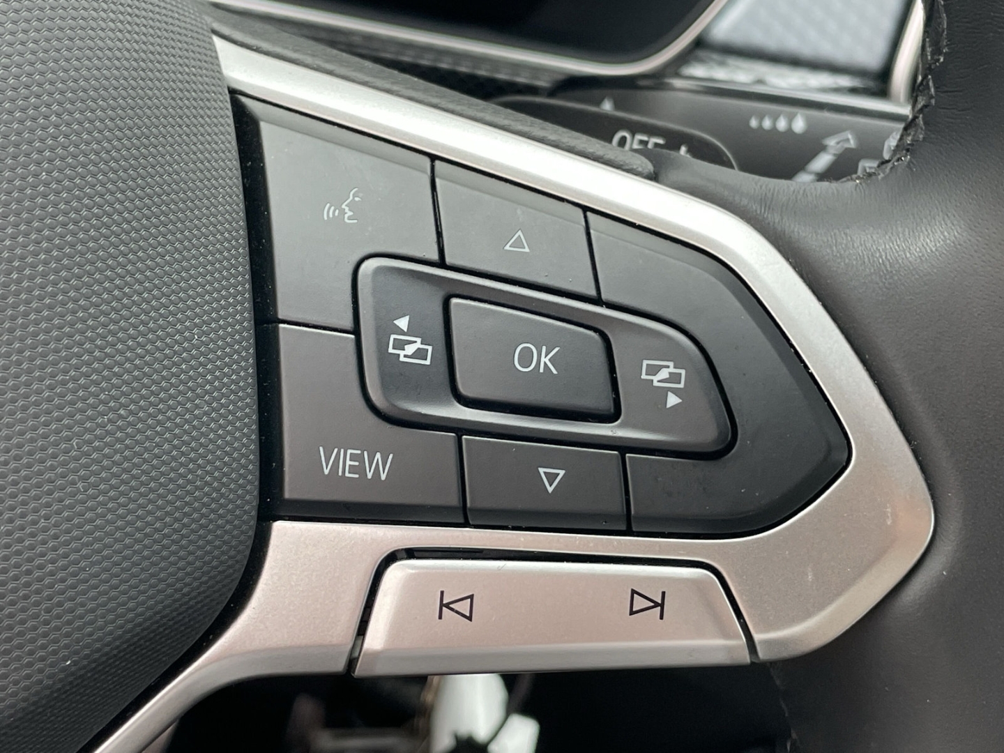 T-Cross 1.0 TSI DSG Energy AHK/ACC/Navi/Kamera/App-Connect/Sitzhzg