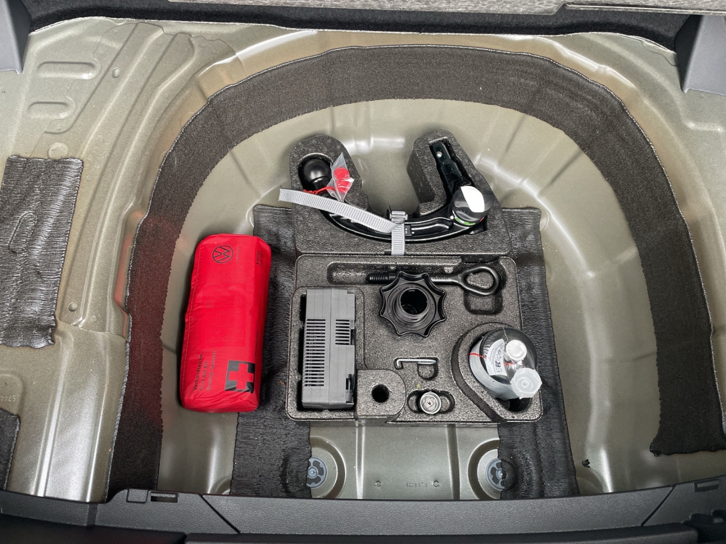 T-Cross 1.0 TSI DSG Energy AHK/ACC/Navi/Kamera/App-Connect/Sitzhzg