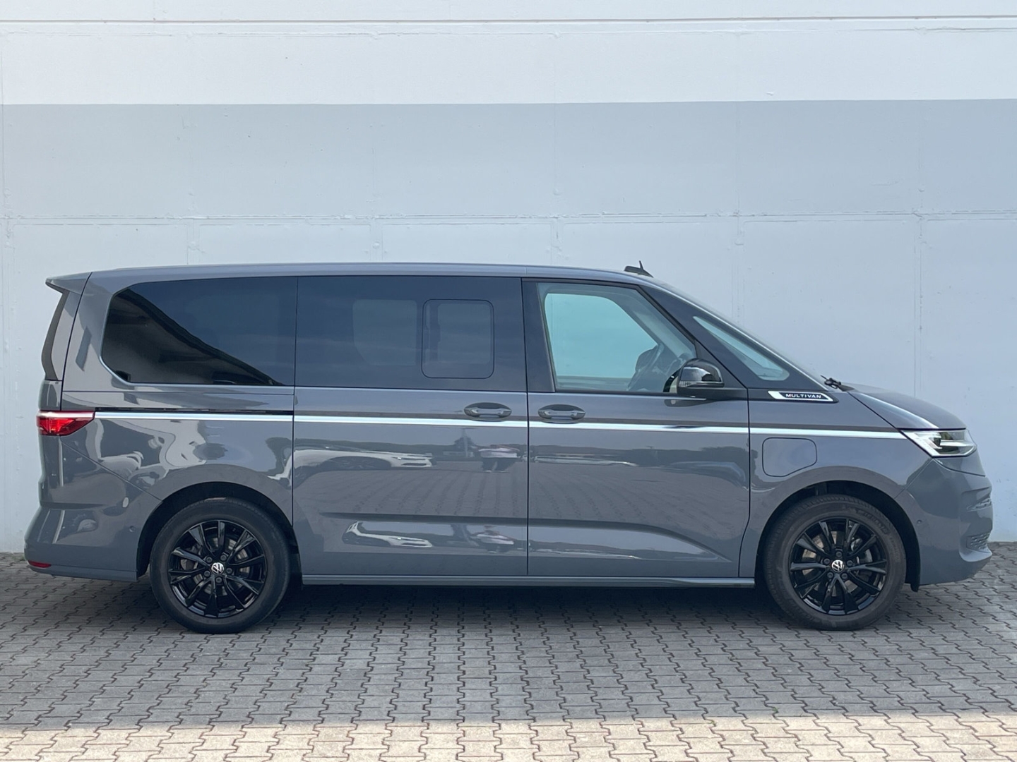 T7 Multivan eHybrid LÜ Style AHK/Matrix/el.Heckklappe/ACC/Kamera/AGR-Sitz/el.Schiebetür