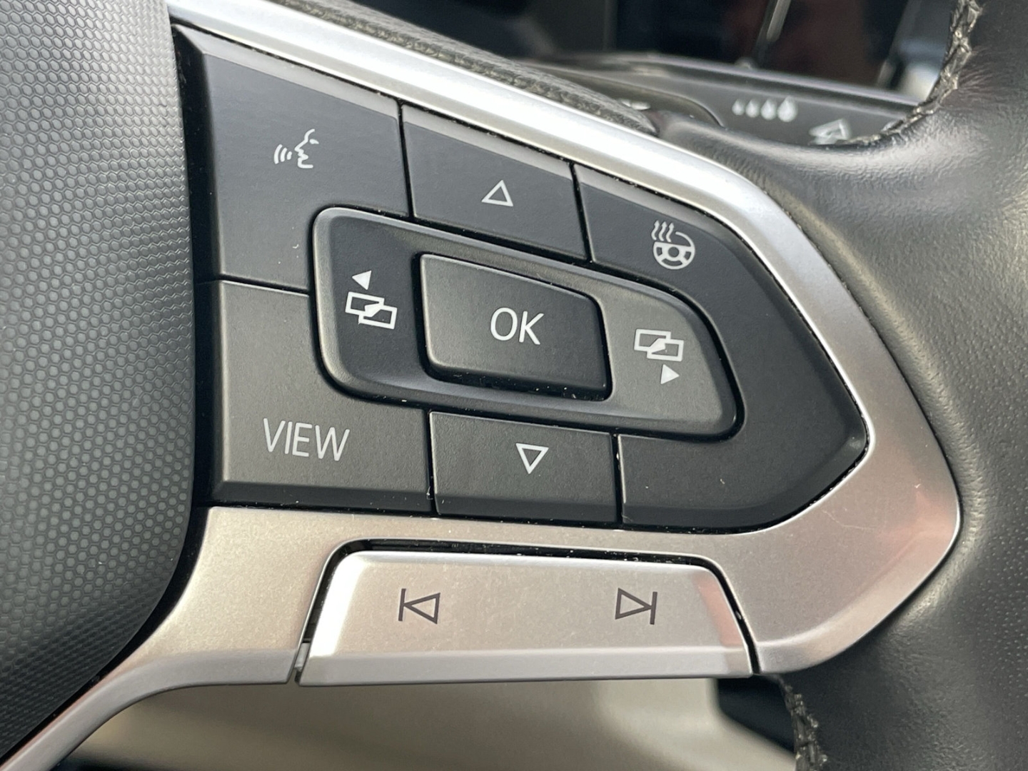 T7 Multivan eHybrid LÜ Style AHK/Matrix/el.Heckklappe/ACC/Kamera/AGR-Sitz/el.Schiebetür