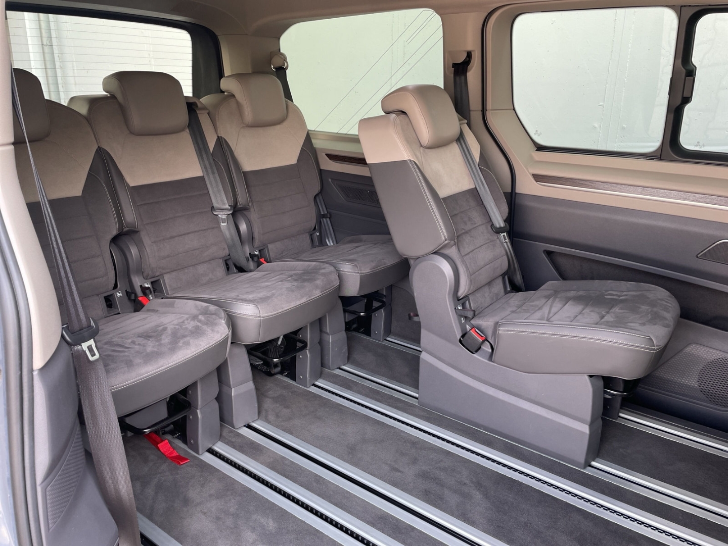 T7 Multivan eHybrid LÜ Style AHK/Matrix/el.Heckklappe/ACC/Kamera/AGR-Sitz/el.Schiebetür