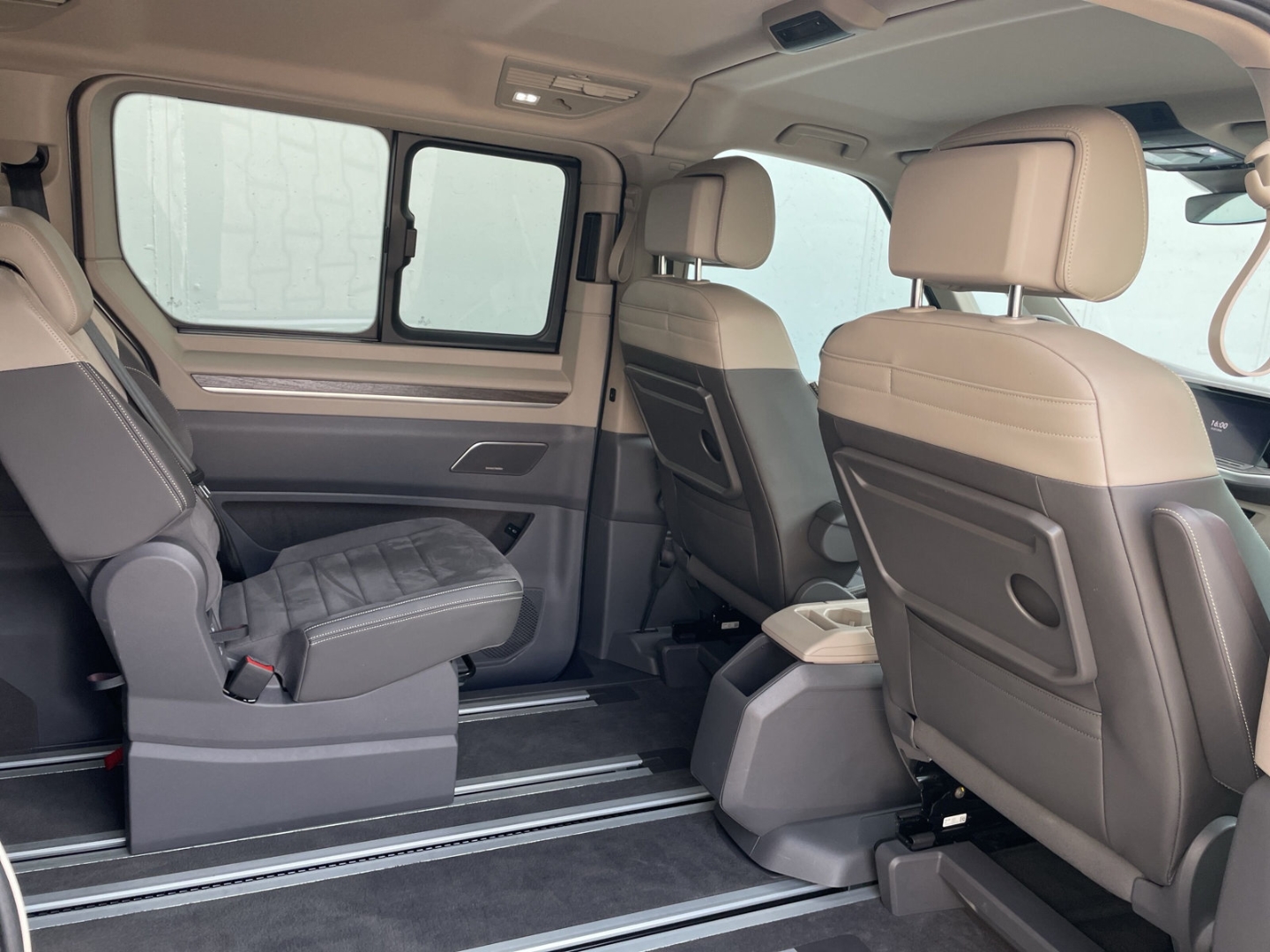T7 Multivan eHybrid LÜ Style AHK/Matrix/el.Heckklappe/ACC/Kamera/AGR-Sitz/el.Schiebetür