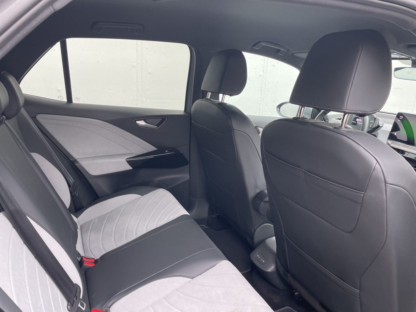 ID.3 Pro Move AHK/HUD/360°Kamera/IQ.LIGHT/Keyless/Navi/ACC/App-Connect/ergoActive