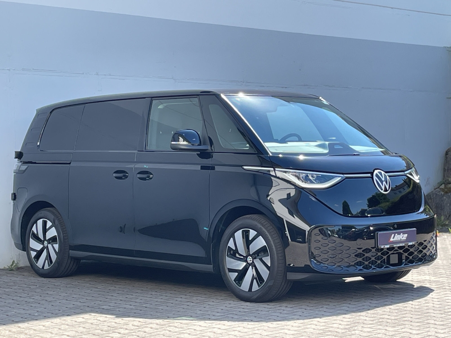 ID. Buzz Cargo Pro 4MOTION AHK/360°Kamera/ACC/Travel/Spurwechsel/Navi/App-Connect/Sitzhzg