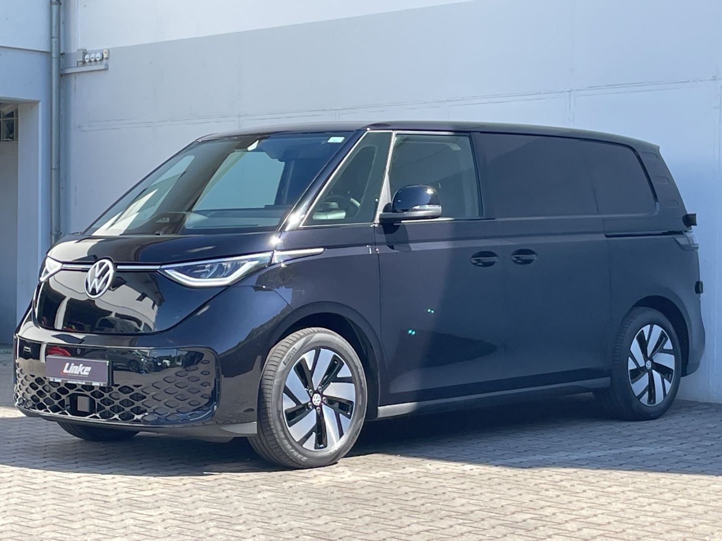 ID. Buzz Cargo Pro 4MOTION AHK/360°Kamera/ACC/Travel/Spurwechsel/Navi/App-Connect/Sitzhzg