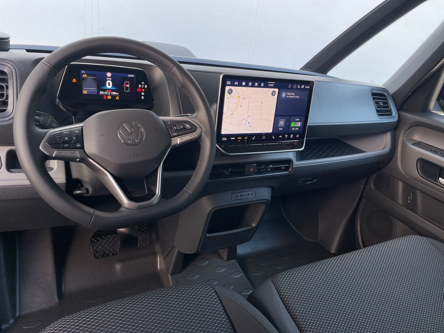 ID. Buzz Cargo Pro 4MOTION AHK/360°Kamera/ACC/Travel/Spurwechsel/Navi/App-Connect/Sitzhzg
