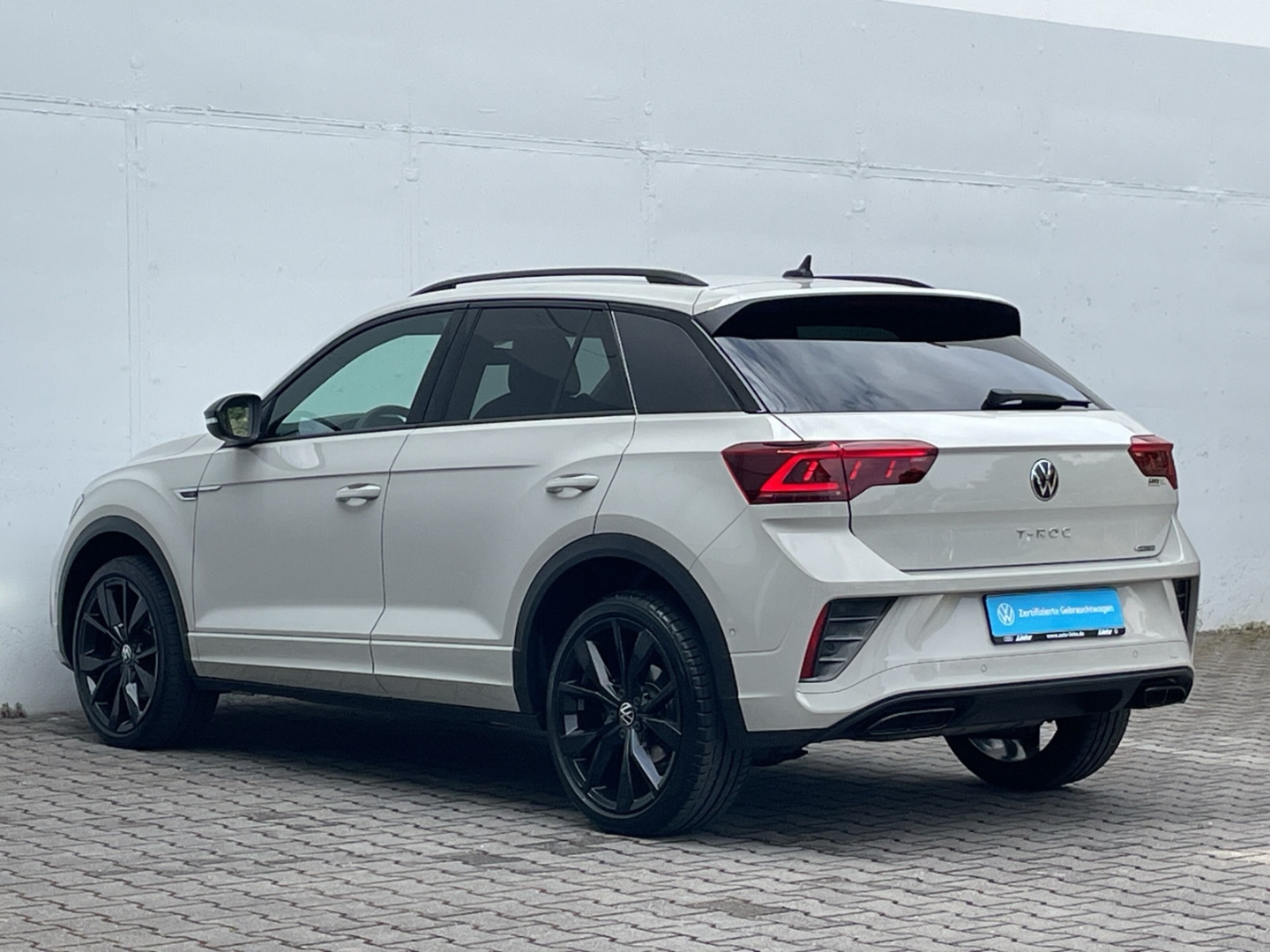T-Roc 2.0TSI DSG R-Line 4Motion Matrix/LEDER/DCC/Kamera/el.Heck/Keyless/Navi/ACC/Travel/
