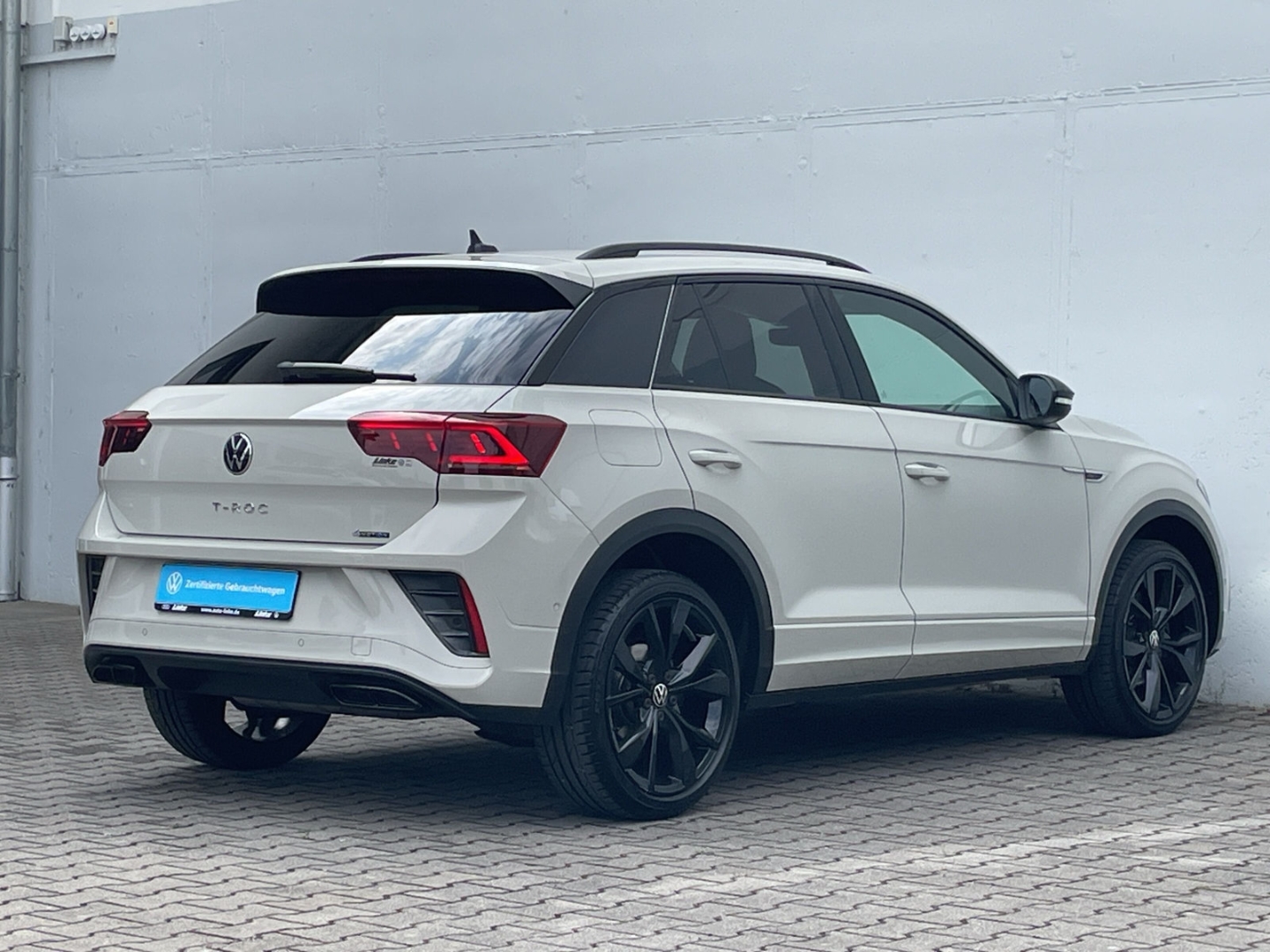 T-Roc 2.0TSI DSG R-Line 4Motion Matrix/LEDER/DCC/Kamera/el.Heck/Keyless/Navi/ACC/Travel/