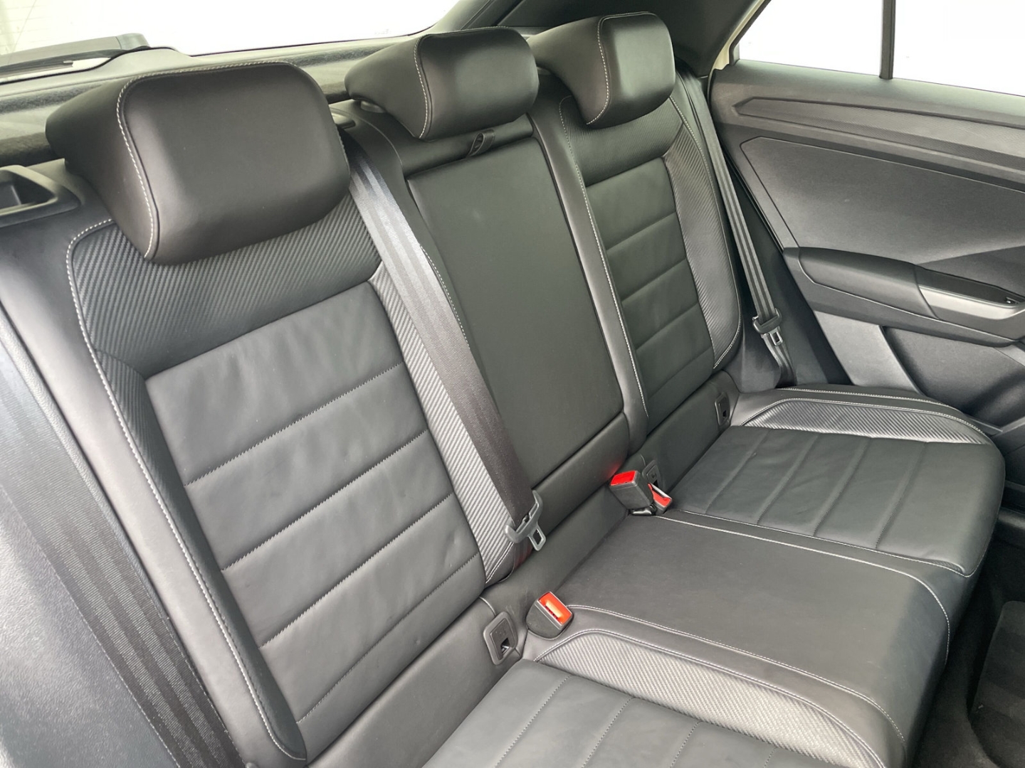 T-Roc 2.0TSI DSG R-Line 4Motion Matrix/LEDER/DCC/Kamera/el.Heck/Keyless/Navi/ACC/Travel/