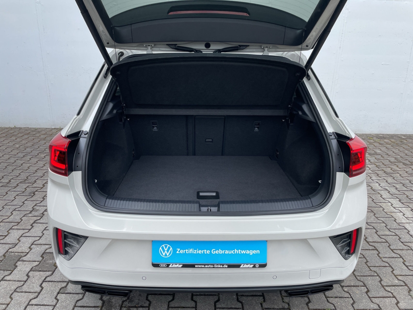 T-Roc 2.0TSI DSG R-Line 4Motion Matrix/LEDER/DCC/Kamera/el.Heck/Keyless/Navi/ACC/Travel/