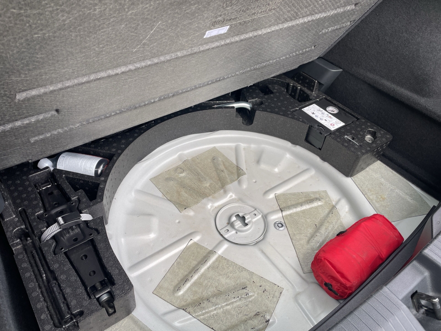 T-Roc 2.0TSI DSG R-Line 4Motion Matrix/LEDER/DCC/Kamera/el.Heck/Keyless/Navi/ACC/Travel/