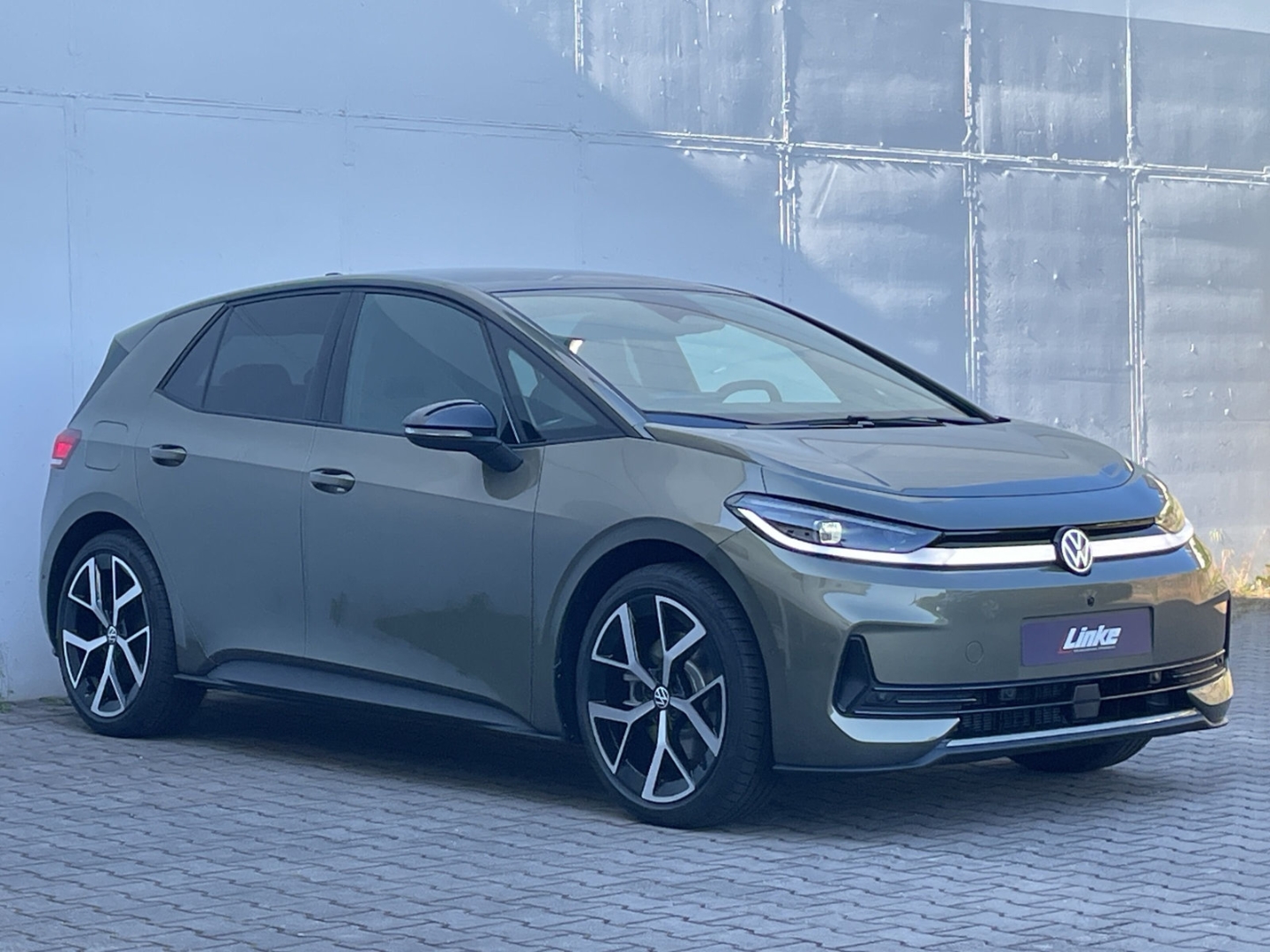 ID.3 Neo Style AHK/Pano/360°CAM/Wärmepumpe/Navi /App-Connect