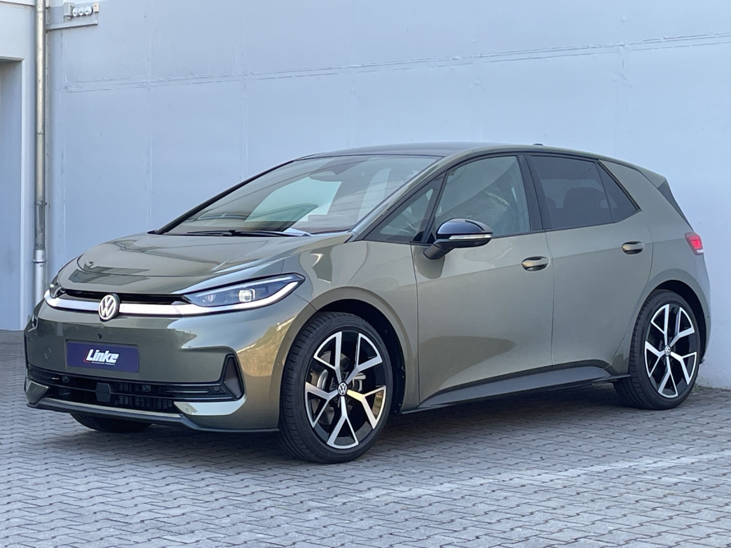 ID.3 Neo Style AHK/Pano/360°CAM/Wärmepumpe/Navi /App-Connect