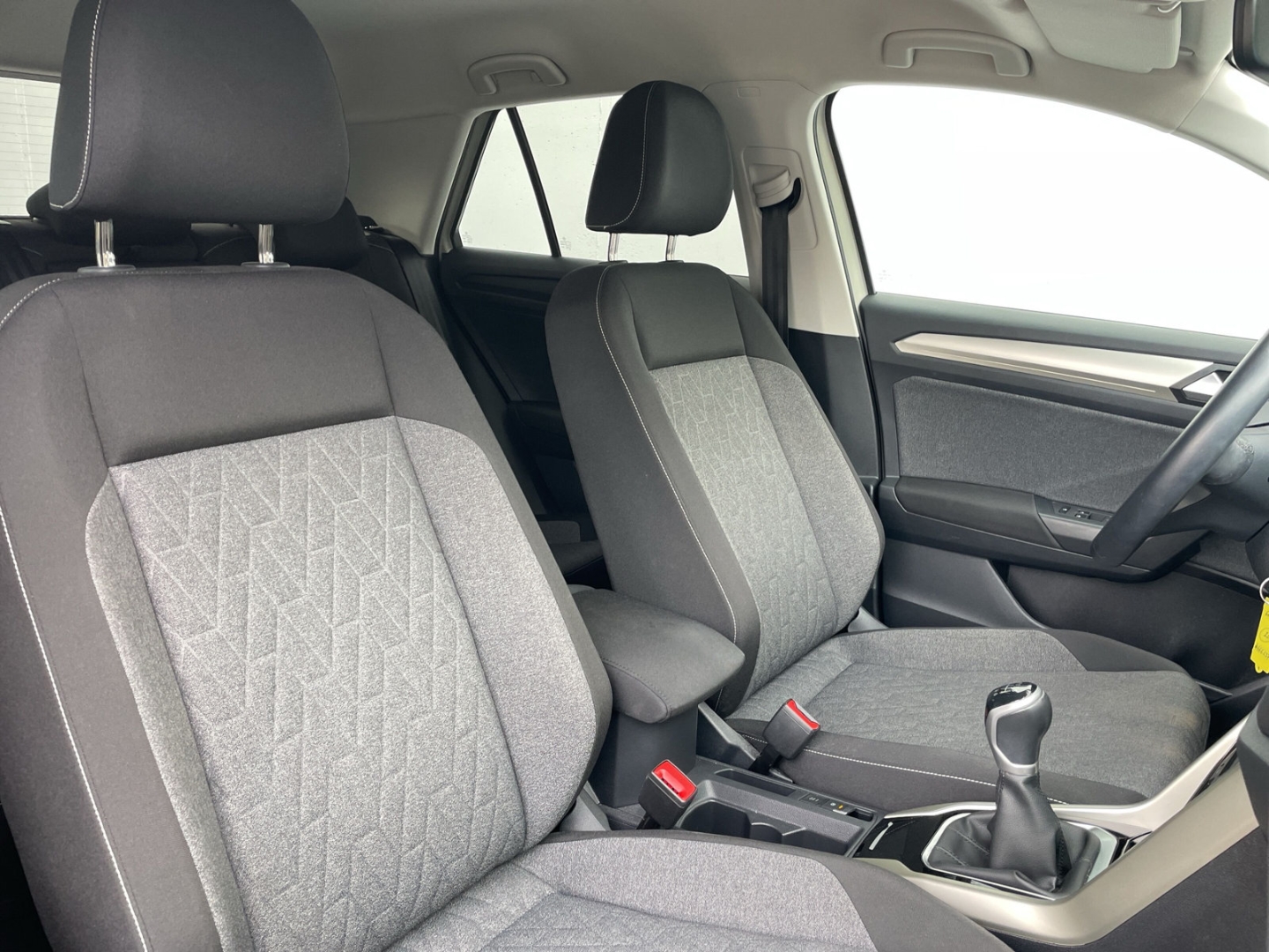 T-Roc 1.0 TSI Move Kamera/App-Connect/Light Assist/LED/Sitzhzg