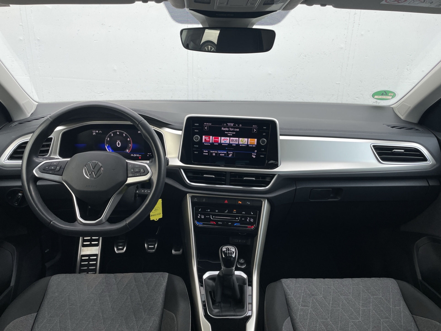 T-Roc 1.0 TSI Move Kamera/App-Connect/Light Assist/LED/Sitzhzg