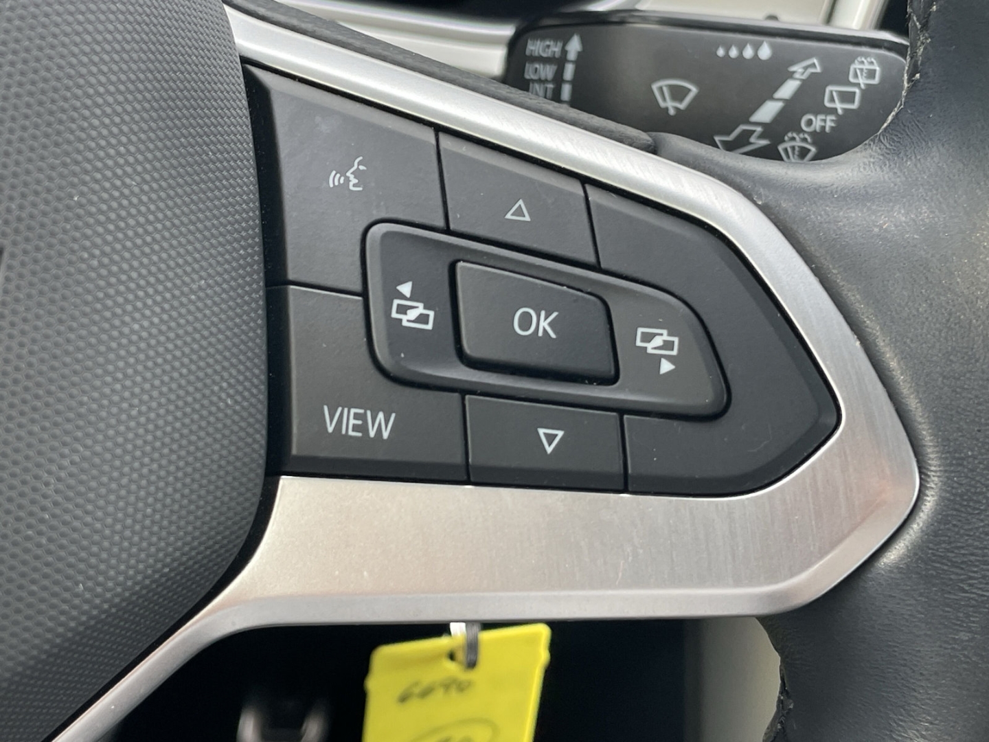 T-Roc 1.0 TSI Move Kamera/App-Connect/Light Assist/LED/Sitzhzg