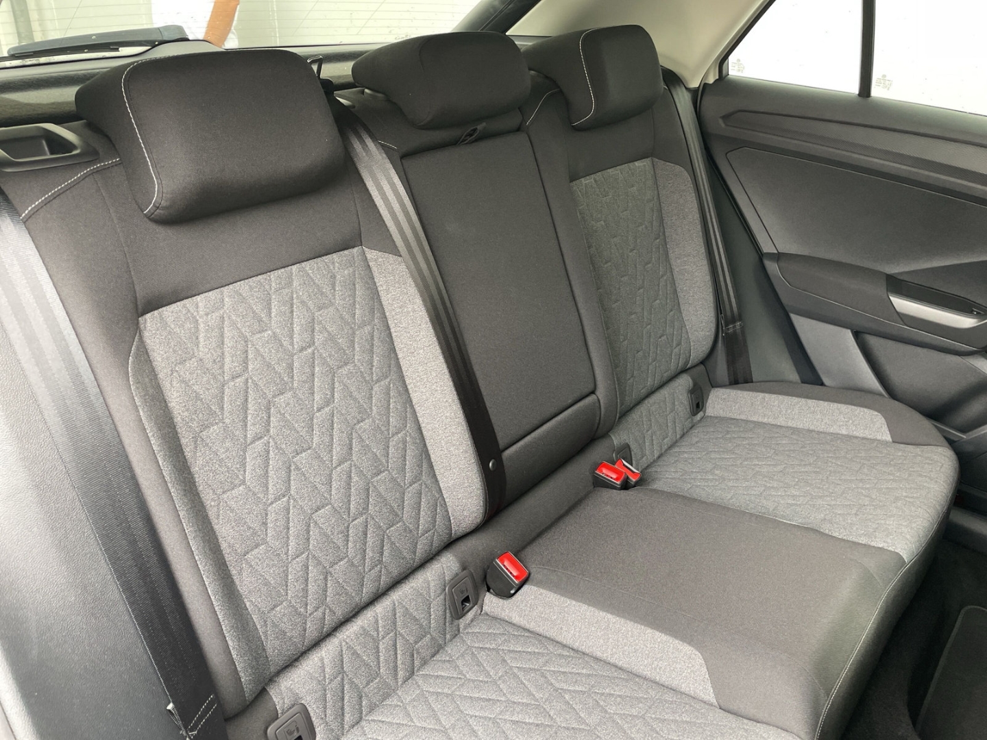 T-Roc 1.0 TSI Move Kamera/App-Connect/Light Assist/LED/Sitzhzg