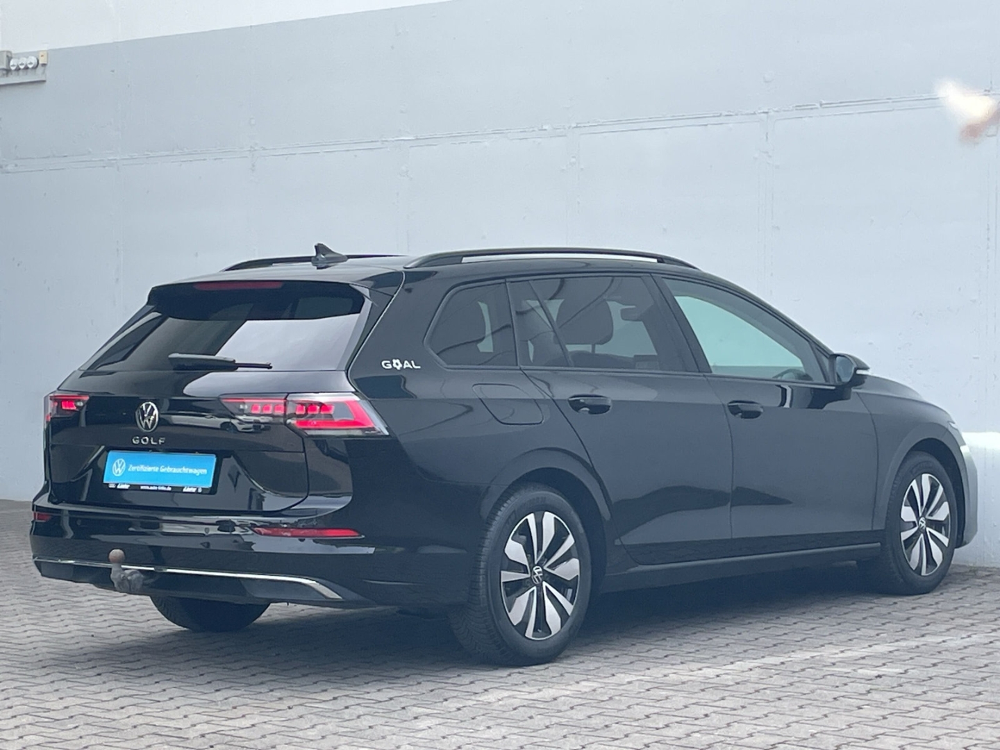 Golf Variant VIII 2.0 TDI DSG Goal AHK/IQ.Light 360°Kamera/Navi/ACC/App-Con./Spurwechsel/Lenkradhzg