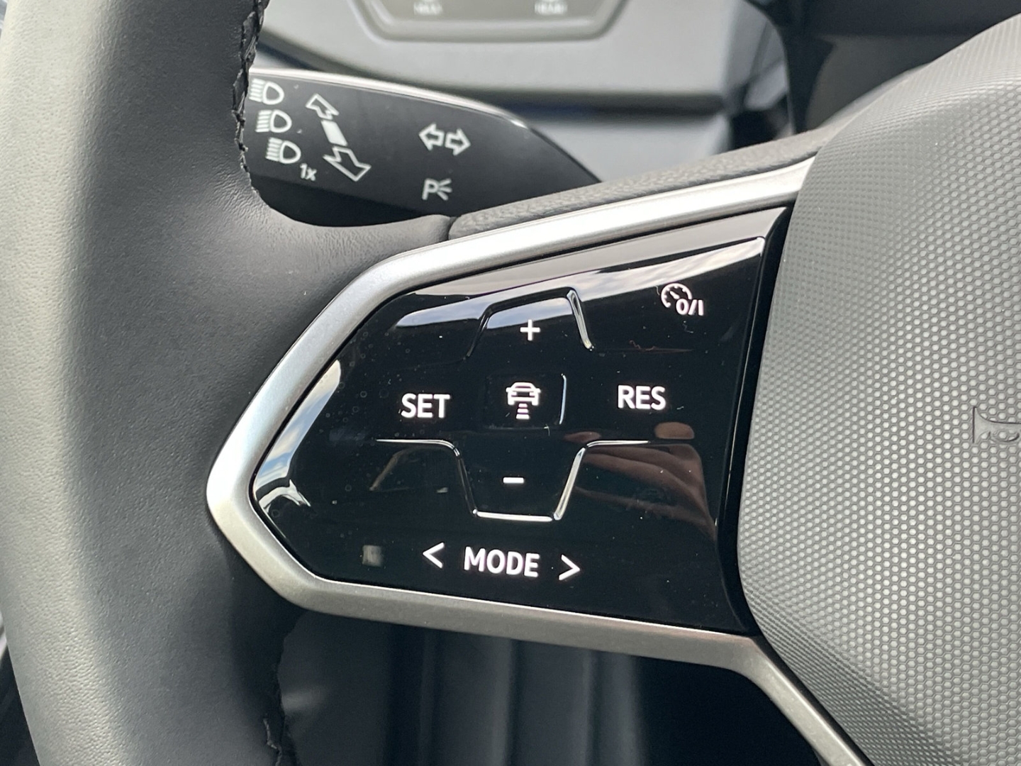 ID.3 Pro Kamera/Keyless/ACC/Navi/App-Connect/LED/Sitz- & Lenkradheizung