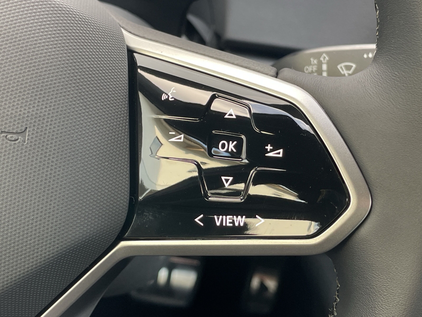 ID.3 Pro Kamera/Keyless/ACC/Navi/App-Connect/LED/Sitz- & Lenkradheizung