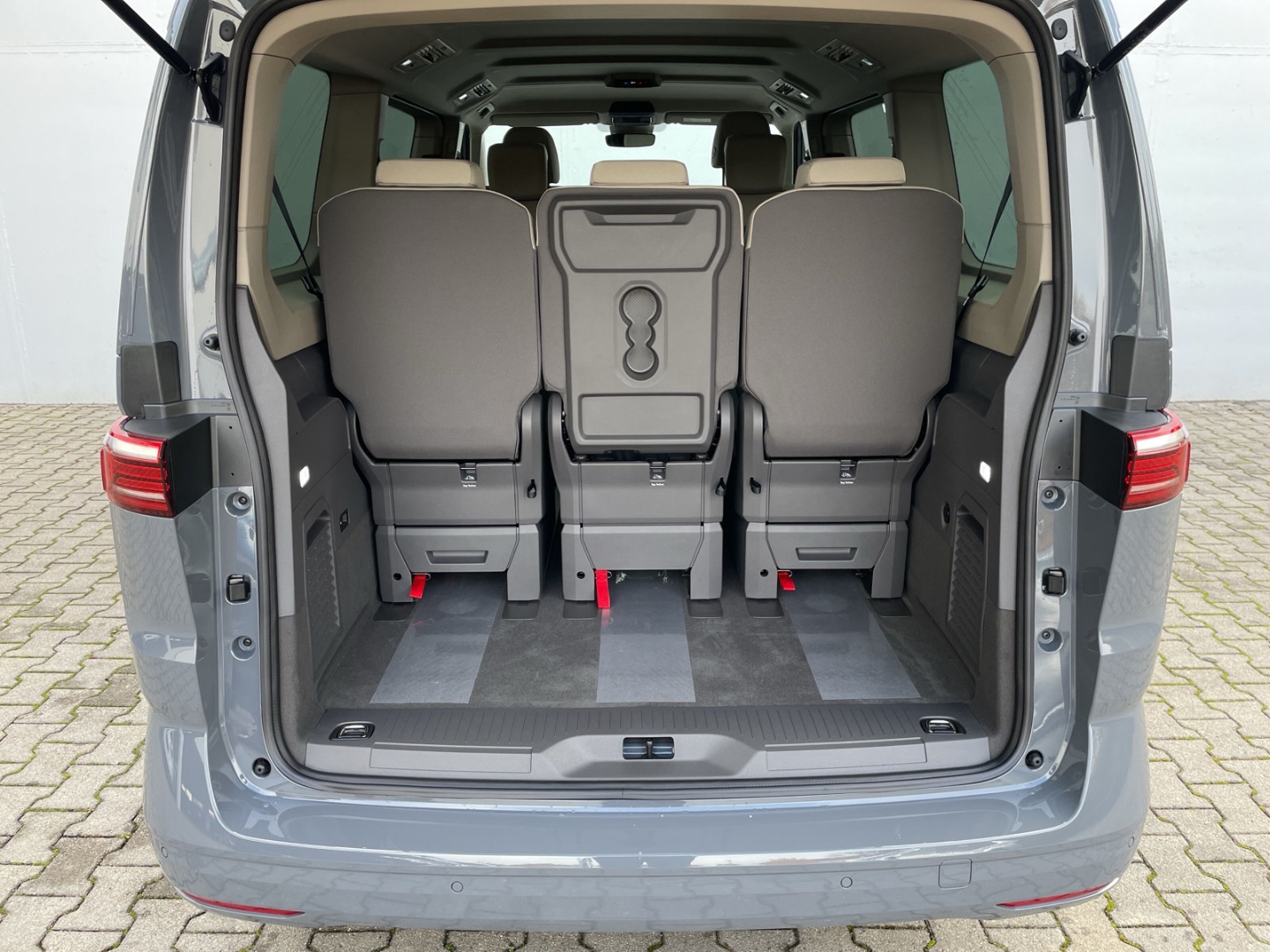 T7 Multivan 2.0 TDI DSG lang LED/Kamera/Navi/GRA/App-Connect/Sitzhzg