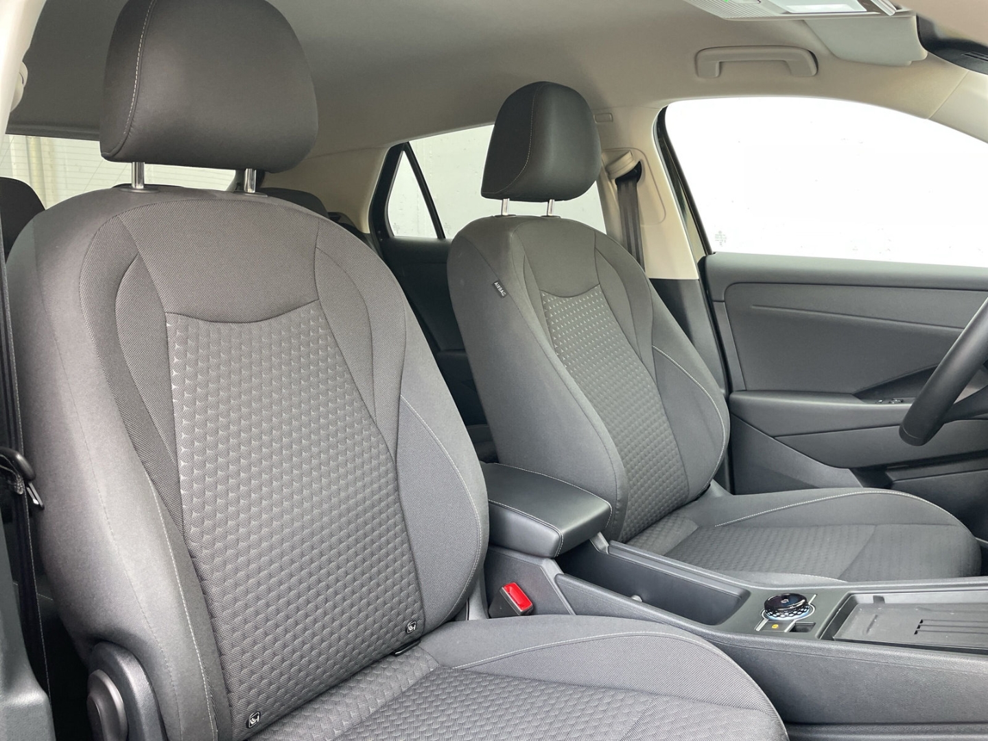 T-Roc 1.5 eTSI Life Kamera/ACC/LED/App-Connect  Spurwechsel/Sitzhzg