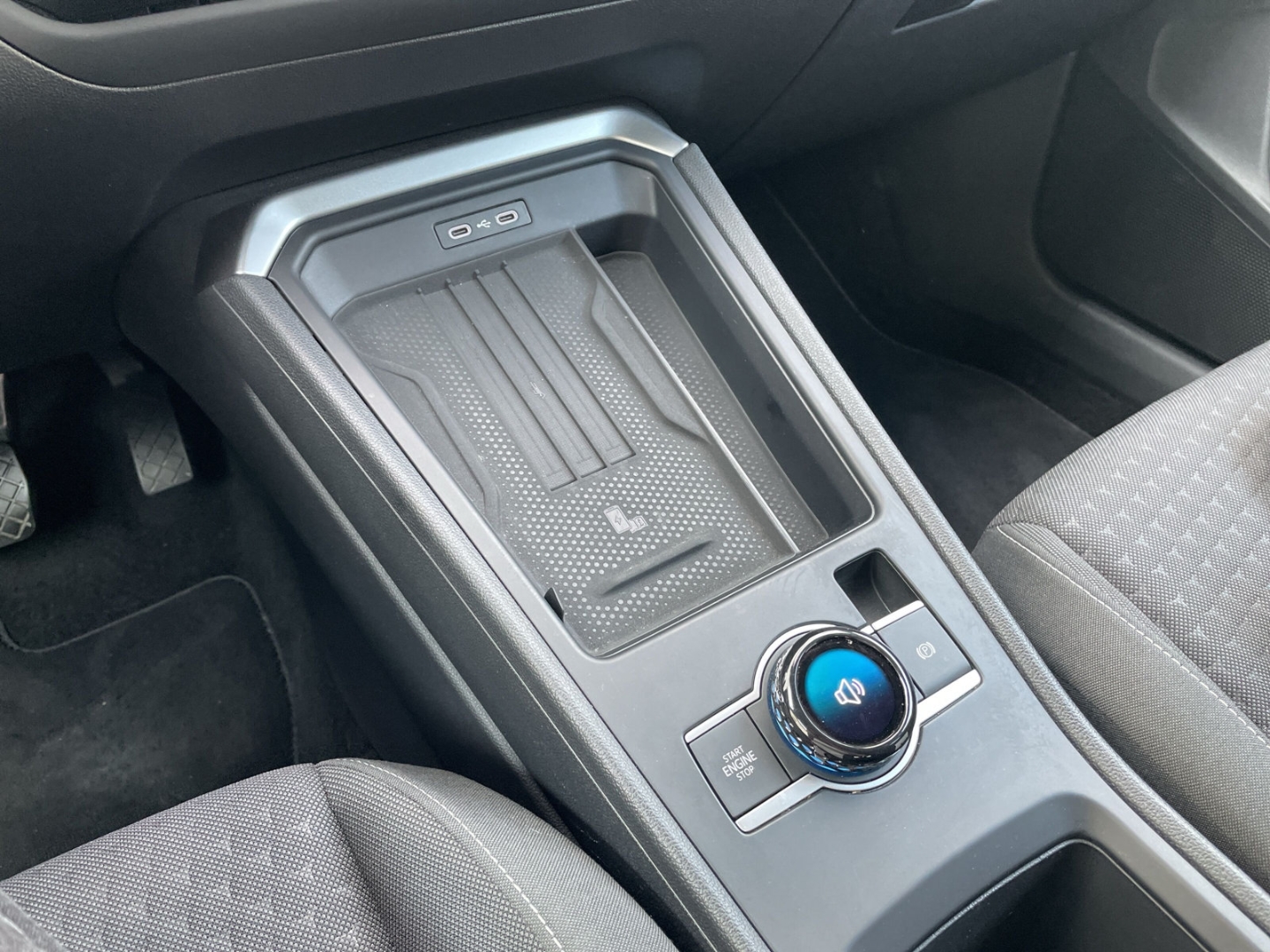 T-Roc 1.5 eTSI Life Kamera/ACC/LED/App-Connect  Spurwechsel/Sitzhzg