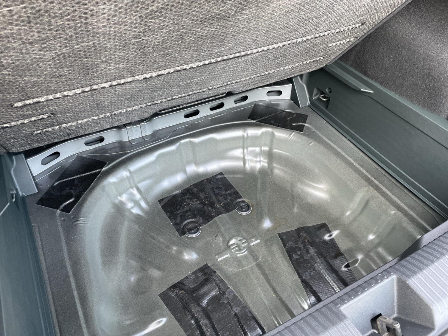 T-Roc 1.5 eTSI Life Kamera/ACC/LED/App-Connect  Spurwechsel/Sitzhzg