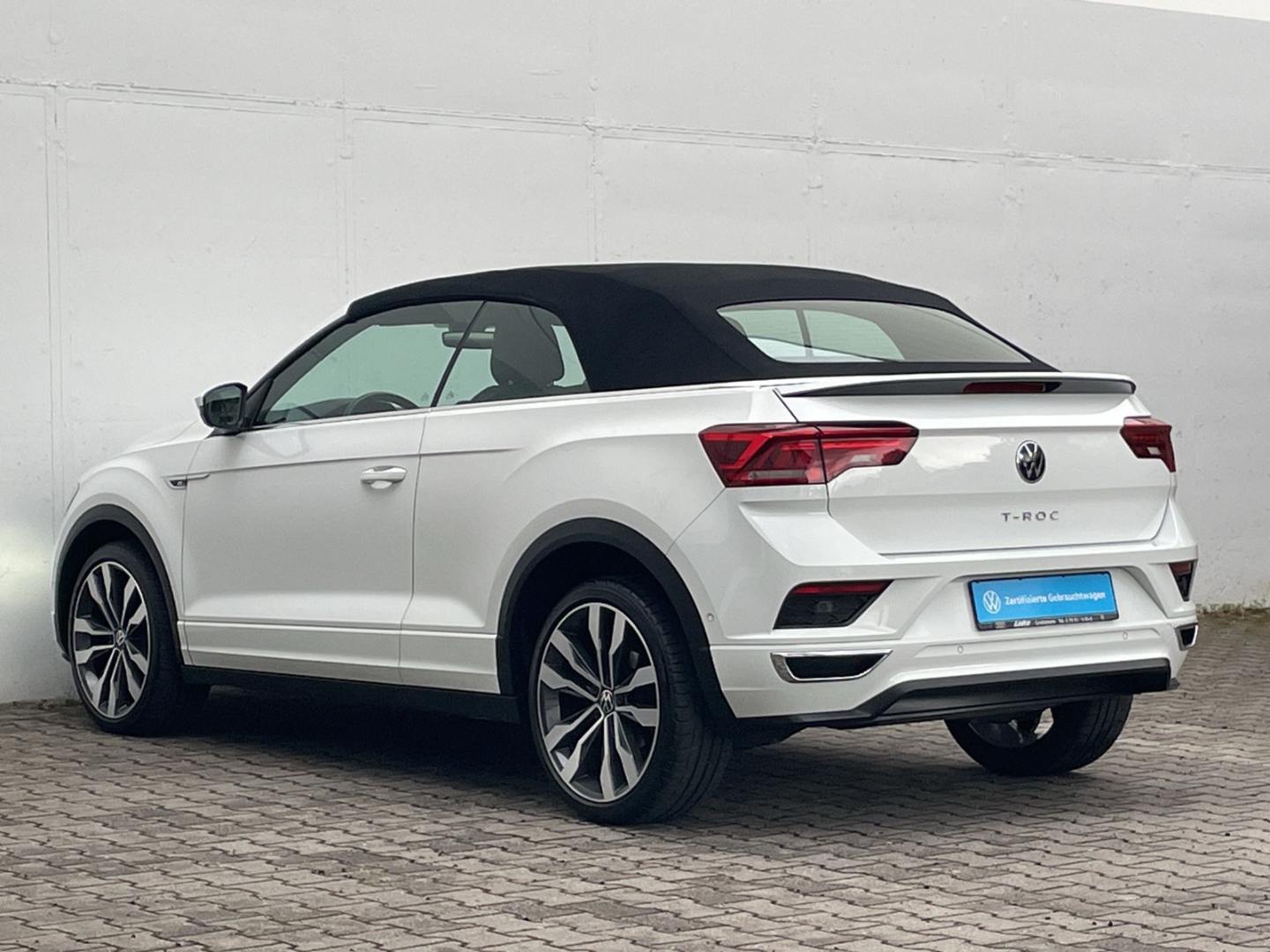 T-Roc Cabriolet 1.5 TSI DSG R-Line Kamera/Navi/ACC/App-Con/LED/Sitzhzg/Blind Spot