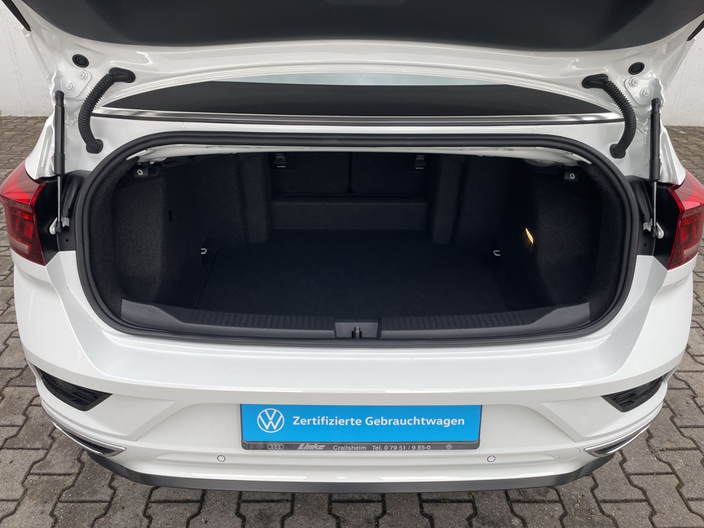T-Roc Cabriolet 1.5 TSI DSG R-Line Kamera/Navi/ACC/App-Con/LED/Sitzhzg/Blind Spot