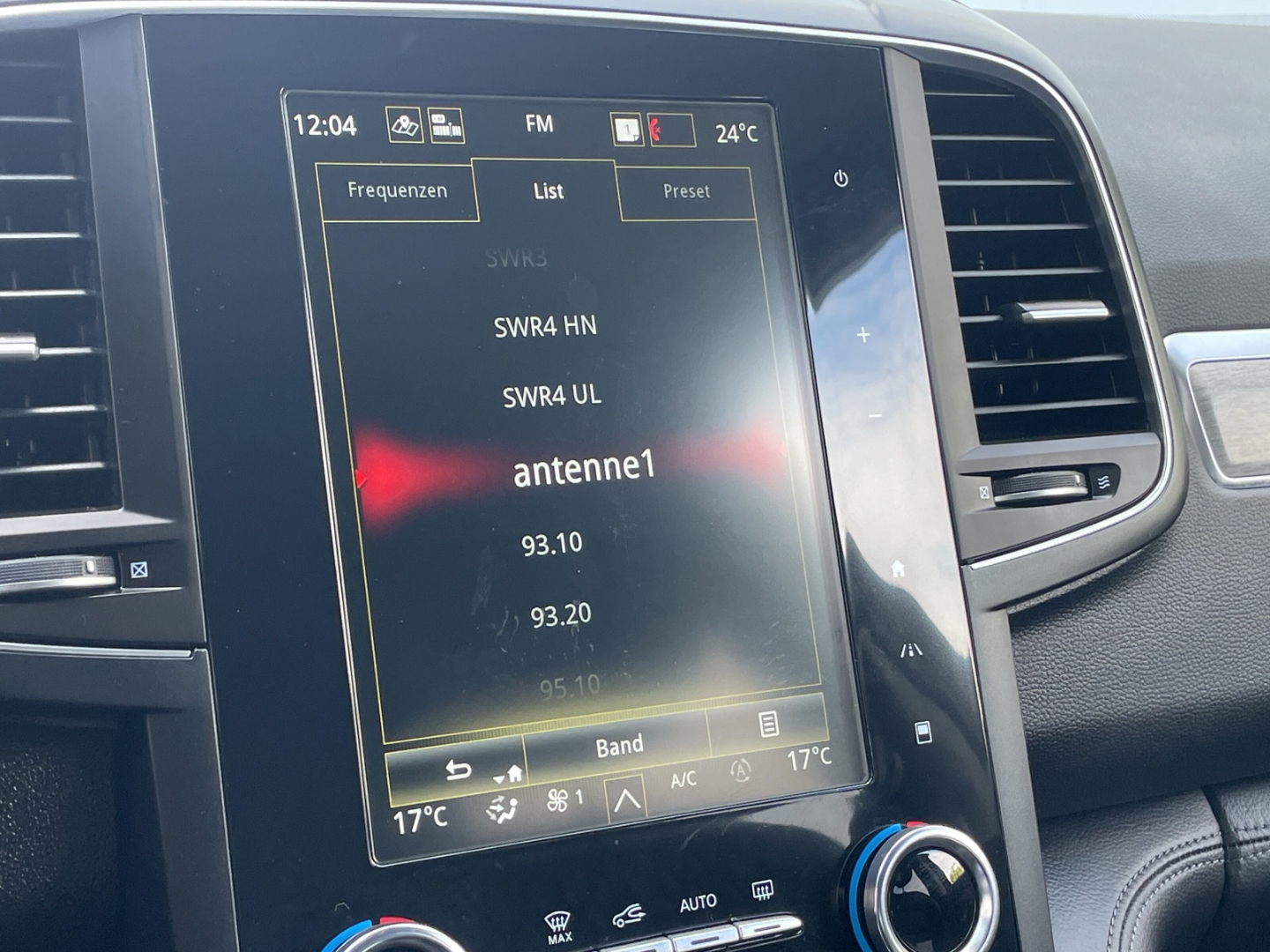 Koleos TCe Initiale Paris Pano/Kamera/Bose/AHK/Navi/Keyless/el.Heckklappe/Full LED/Massage/ACC