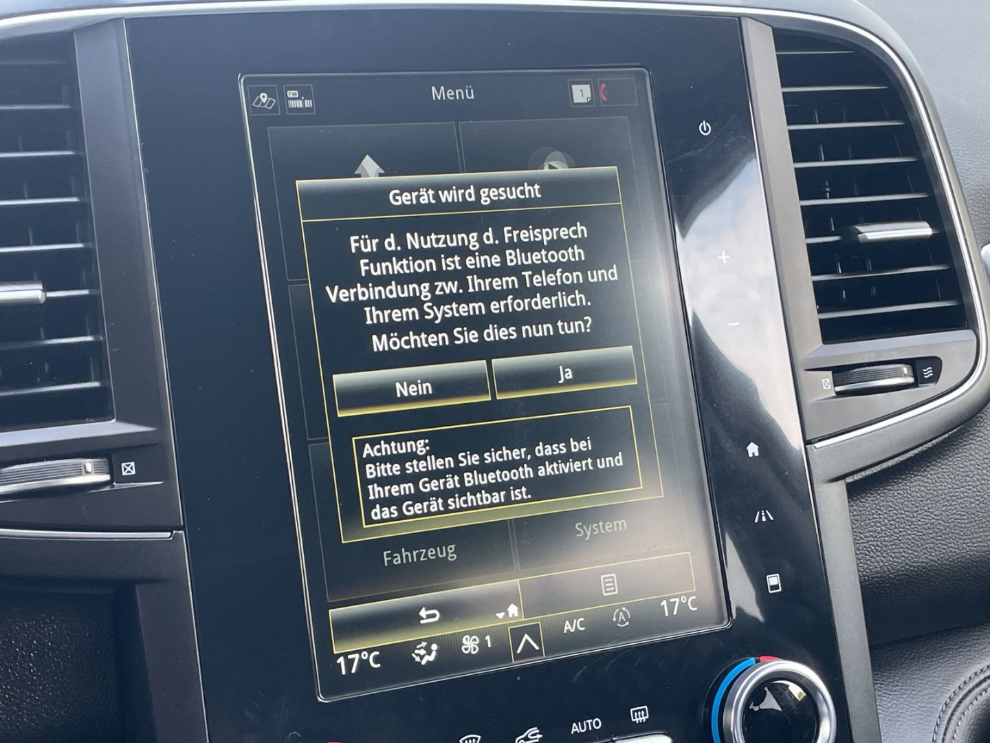Koleos TCe Initiale Paris Pano/Kamera/Bose/AHK/Navi/Keyless/el.Heckklappe/Full LED/Massage/ACC