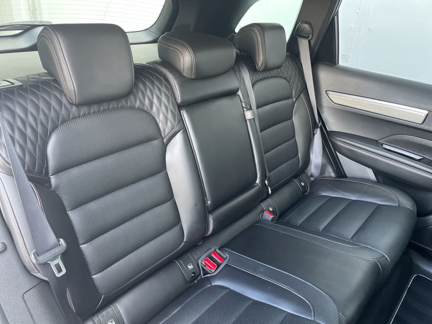 Koleos TCe Initiale Paris Pano/Kamera/Bose/AHK/Navi/Keyless/el.Heckklappe/Full LED/Massage/ACC