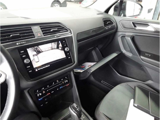 Tiguan 1.5TSI DSG Elegance AHK/Kamera/Matrix/ACC/Keyless/el.Heckklappe/App-Connect/Navi/