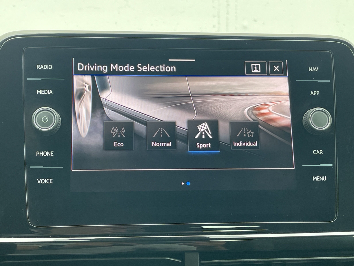 T-Roc Cabriolet 1.5TSI DSG R-Line AHK/Matrix/Kamera/beatsKeyless/ACC/App-Connect/Navi