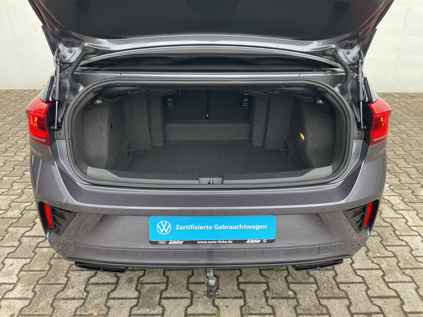 T-Roc Cabriolet 1.5TSI DSG R-Line AHK/Matrix/Kamera/beatsKeyless/ACC/App-Connect/Navi