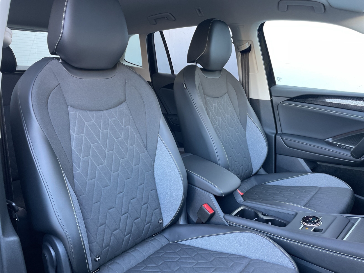 Tiguan ENERGY 2.0TDI DSG Navi/LED/ACC/360°Kamera/App-Connect