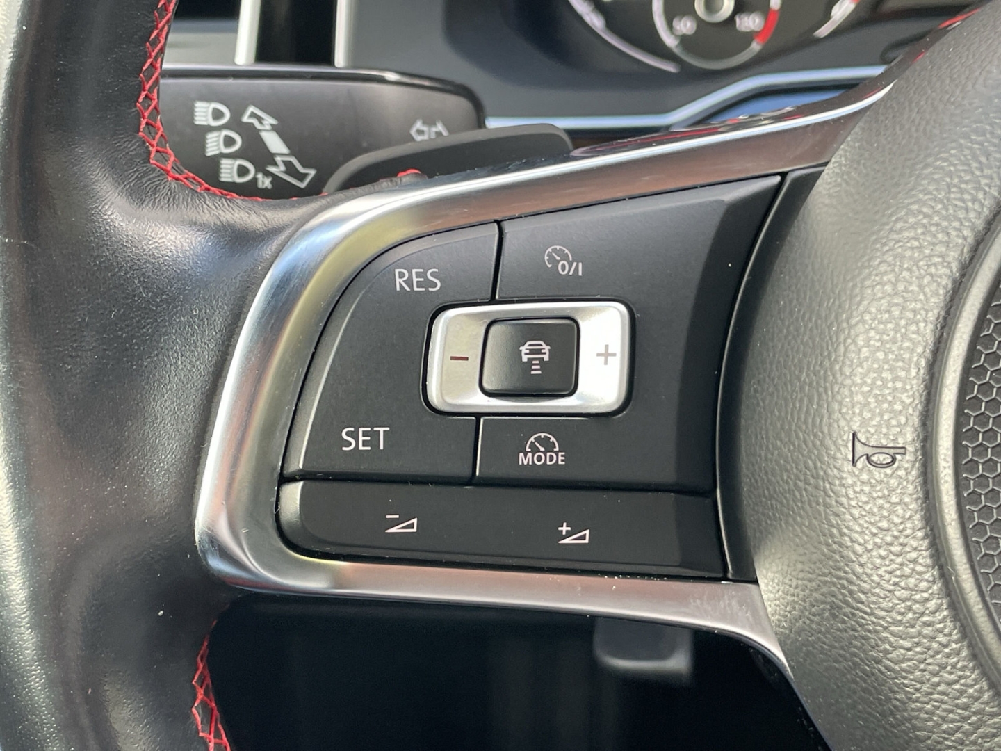 Polo GTI 2.0 TSI DSG ACC/PDC/Sitzhzg/Fahrprofilauswahl/Climatronic