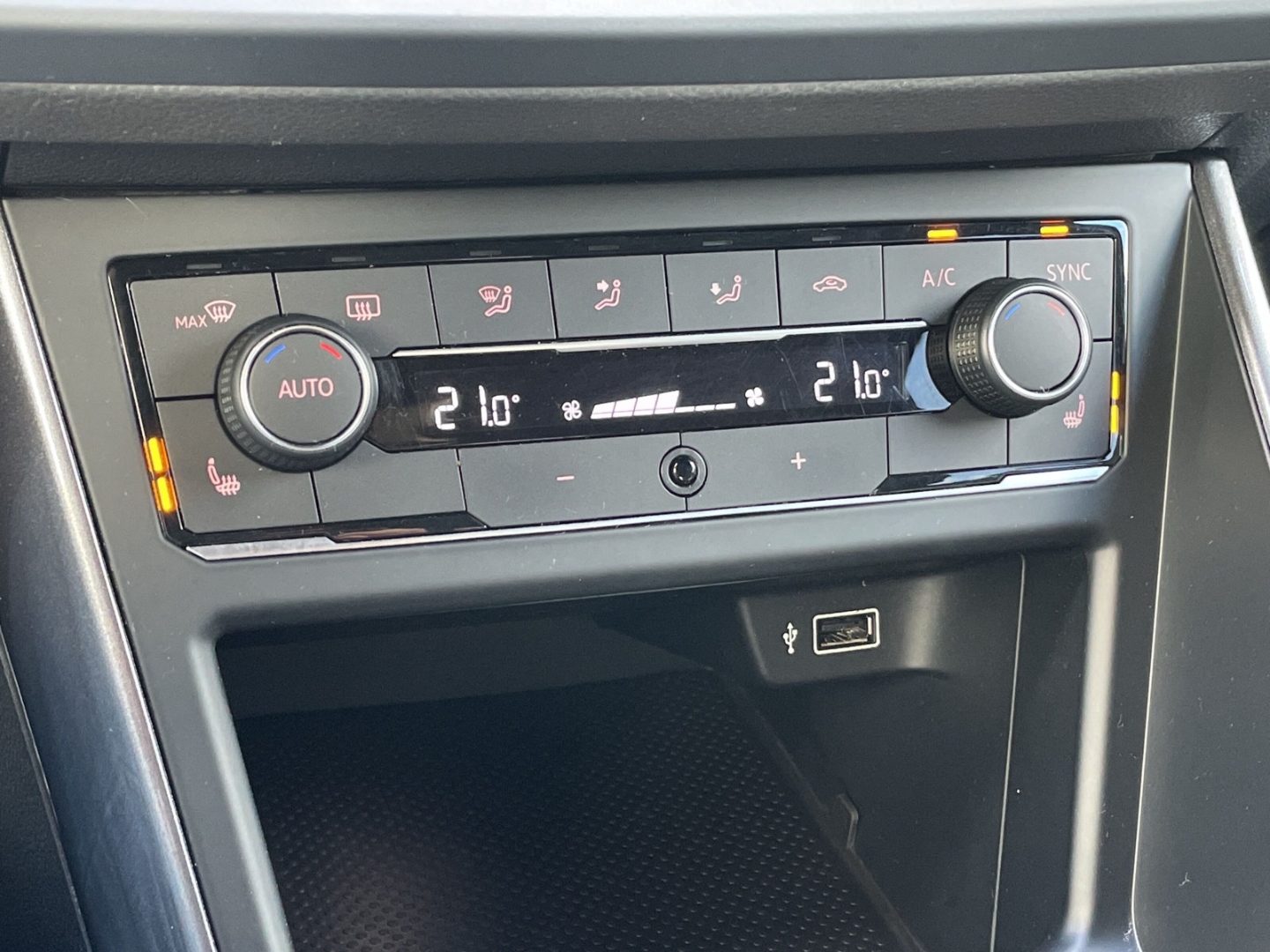 Polo GTI 2.0 TSI DSG ACC/PDC/Sitzhzg/Fahrprofilauswahl/Climatronic