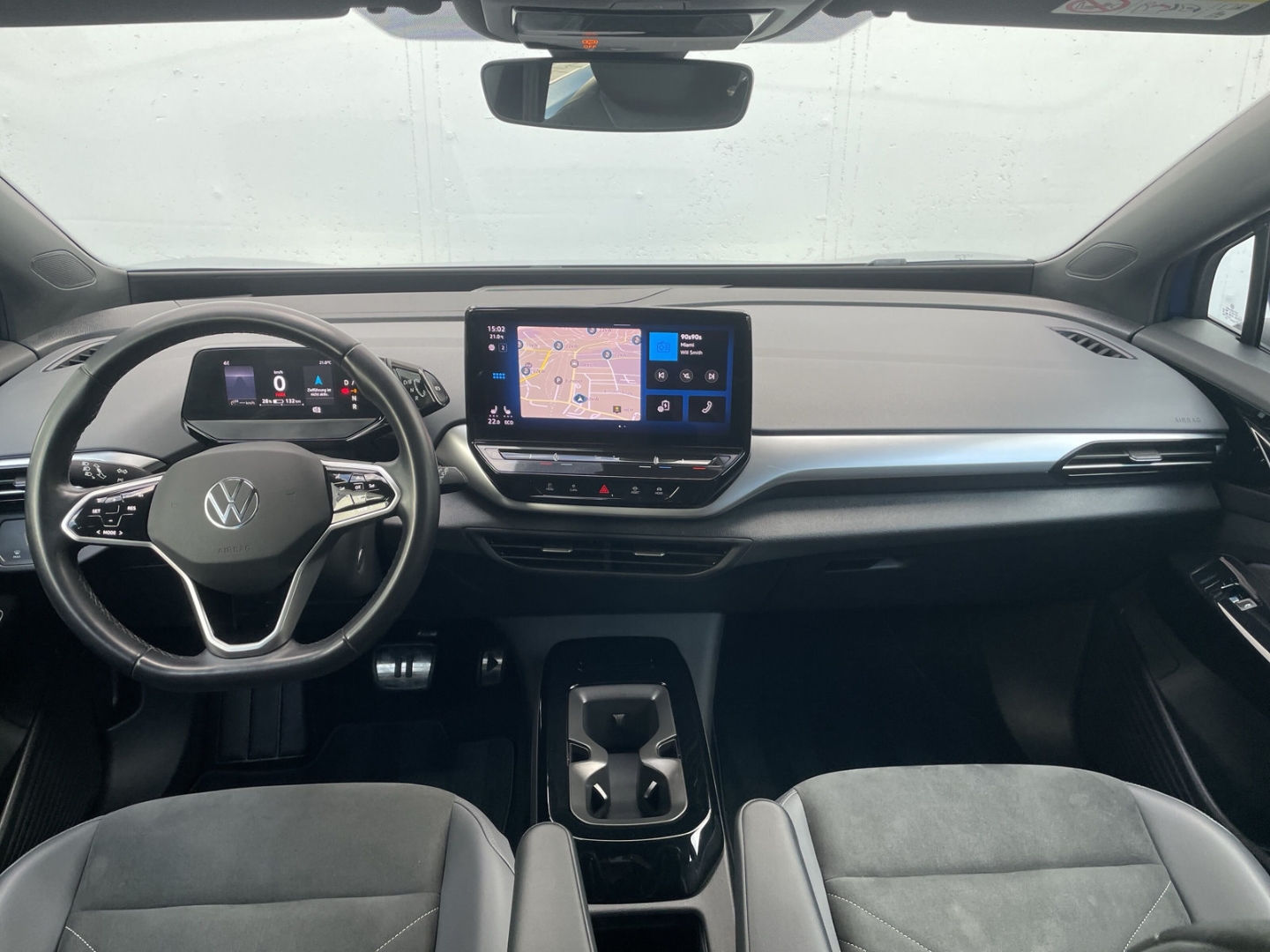 ID.4 Pro Performance AHK/HUD/Kamera/DCC/Keyless/Navi/App-Connect/Velours/21''/