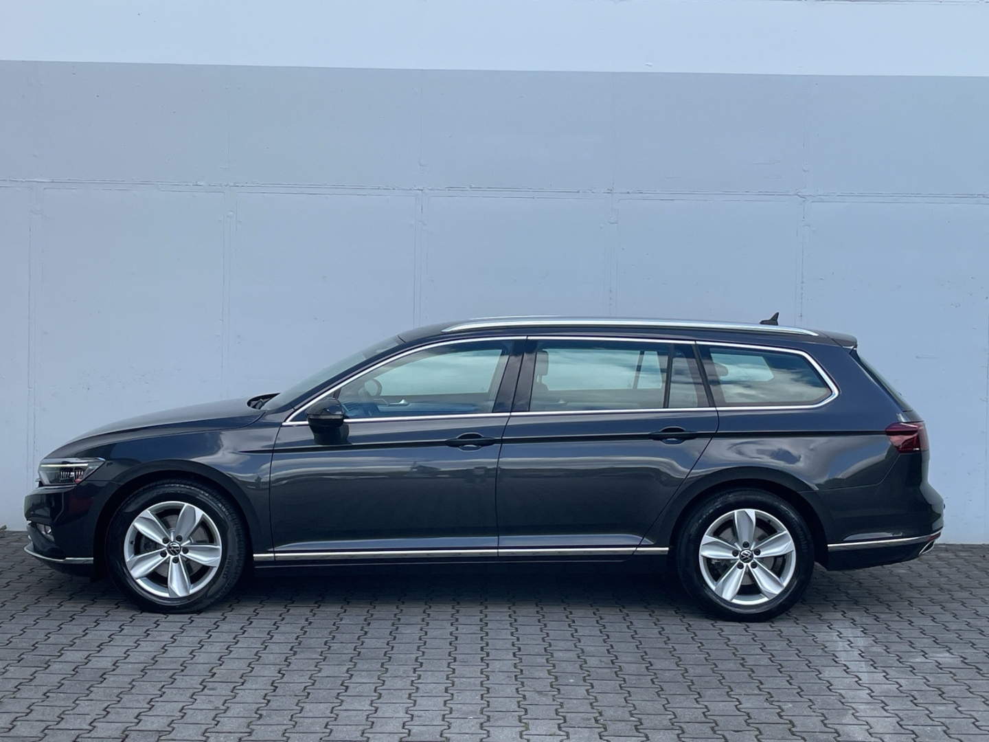 Passat 2.0 TSI DSG Elegance Standhzg/AHK/Kamera ACC/Navi