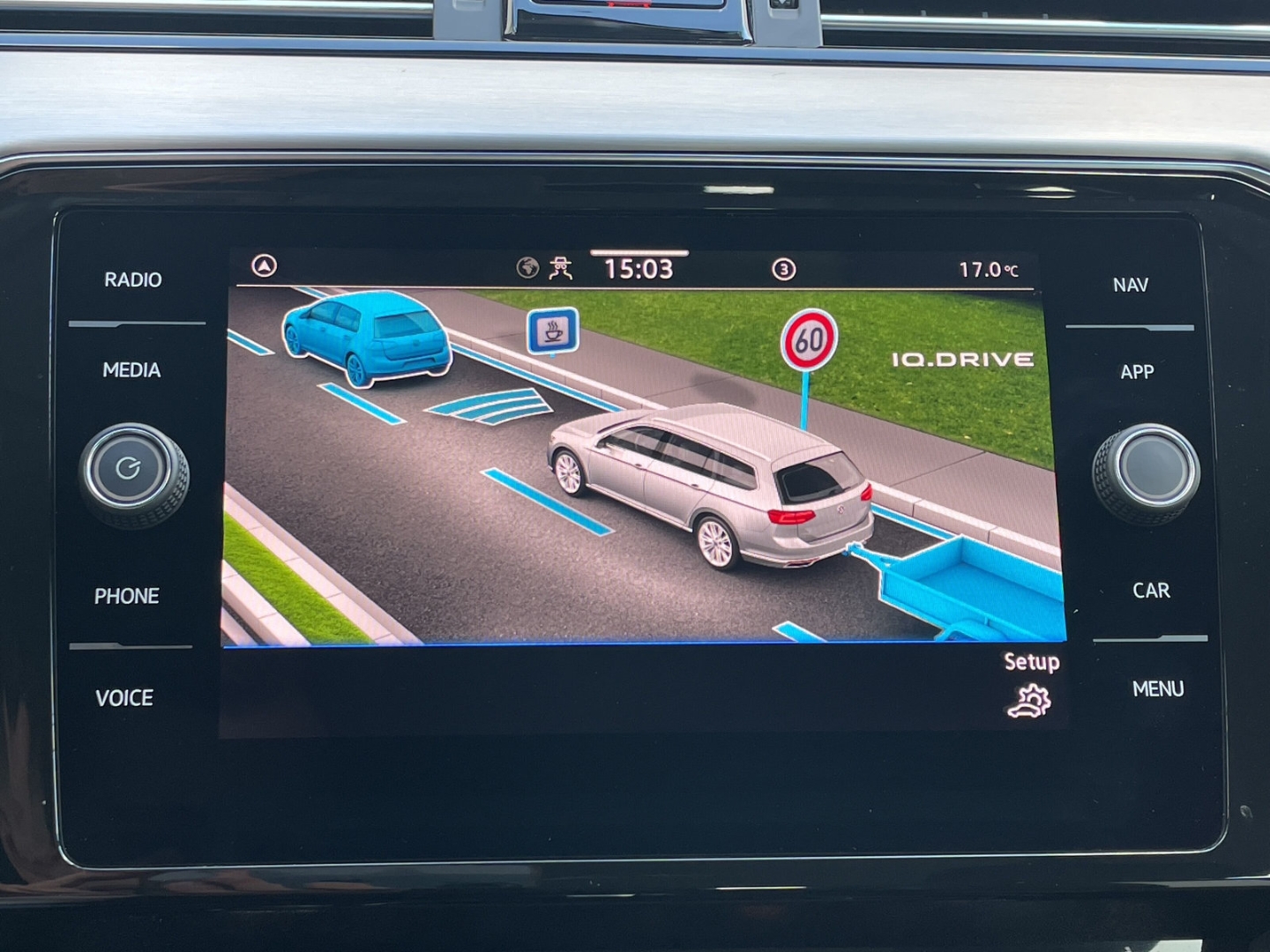 Passat 2.0 TSI DSG Elegance Standhzg/AHK/Kamera ACC/Navi